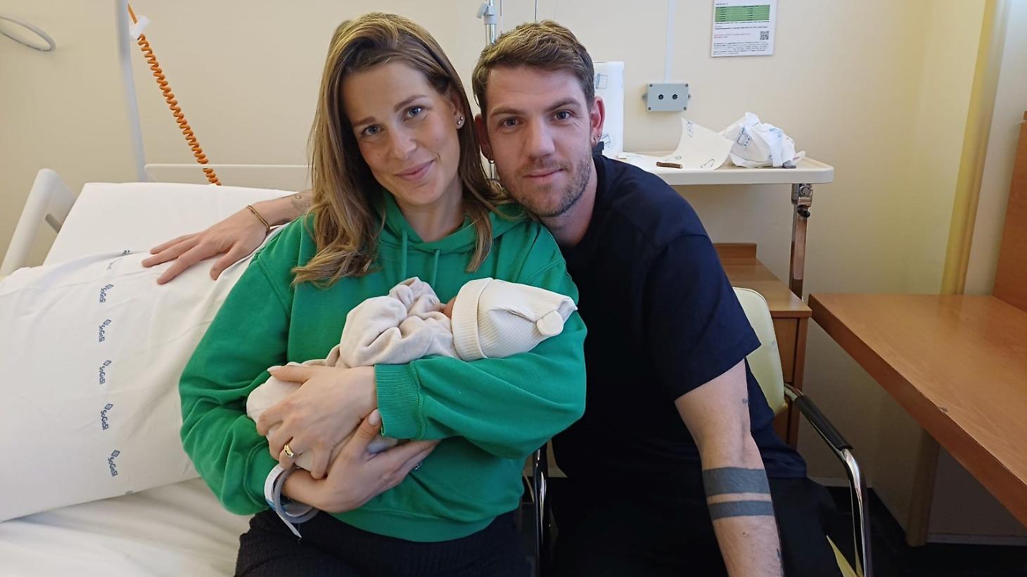 Silvia e Lorenzo con il piccolo Edoardo