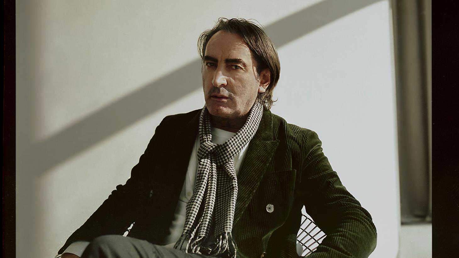 Beppe Sugar Angiolini presenta la sua candidatura alla citt&agrave;. Incontro con aretini e giornalisti sotto le Logge Vasari