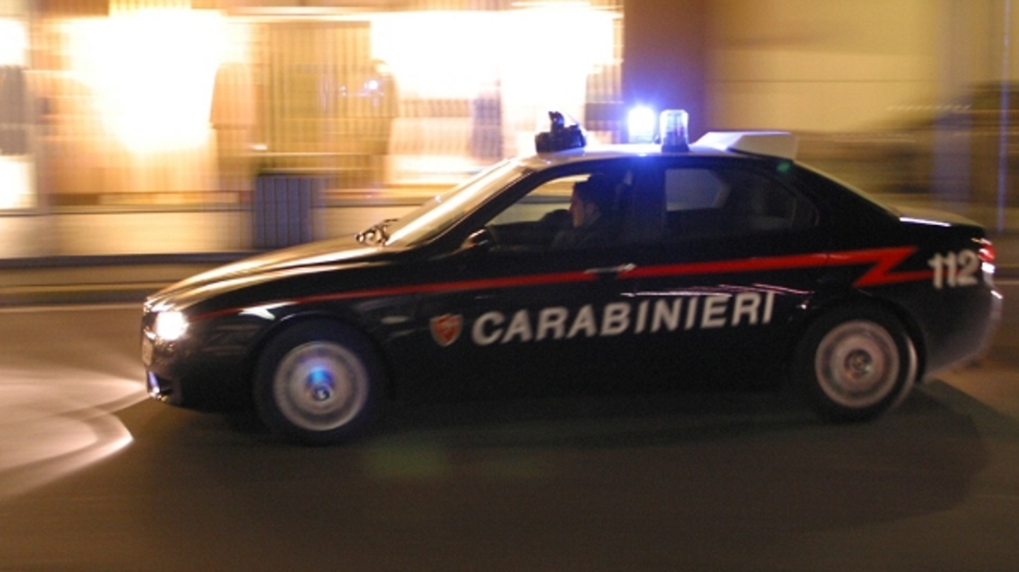 Progettava una strage a scuola: un 17enne arrestato in Umbria. Perquisizioni anche ad Arezzo