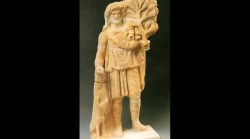 Arezzo, servono soldi per esporre antica statuetta al museo: cittadini di Rigutino raccolgono fondi