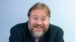 Chi &egrave; Stefano Fresi, il commissario della nuova serie tv Kostas firmata Rai. Ecco chi &egrave; l'attore romano tra amore, vita privata e salute