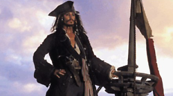 La maledizione della prima luna stasera in tv 13 settembre su Italia 1 il primo capitolo della saga de I piarti dei Caraibi. 