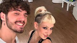 Chi è Anna Lou Castoldi, in gara a Ballando 2024: figlia di Asia Argento e Morgan, attrice, rider e la fidanzata Dora