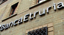 Arezzo, torna il processo d'appello per il crac Banca Etruria dopo assoluzioni, prescrizioni e maxi rinvio