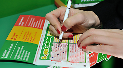 Lotto e Superenalotto, le estrazioni di oggi giovedì 7 novembre: i numeri vincenti