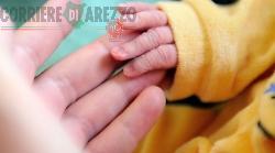Arezzo, record di neonati a Serravalle: 5 fiocchi rosa in sei mesi nel paesino di 200 abitanti