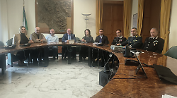 Arezzo, più pattuglie per fermare l'ondata di furti alle aziende orafe. Vertice in prefettura con consulta e forze dell'ordine