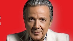 Pupo canta al Mengo e inaugura il tour mondiale per i 50 anni di carriera