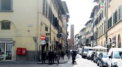 Ruba la borsa a una donna e scappa, raggiunto e fermato dagli uomini della municipale. E' l'ennesimo episodio in Valdarno