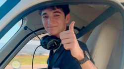Primo volo solista per Alessandro Sampieri, appena 16 anni. E' nato a Siena e vive ad Arezzo il pilota da record dell'Accademia del Volo Cepu