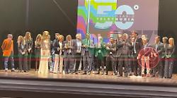 Anche Maurizio Sarri e Andrea Scanzi brindano ai 50 anni di Teletruria, la televisione di Arezzo