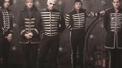 Morto Bob Bryar, aveva 44 anni. Chi era il batterista della band My Chemical Romance