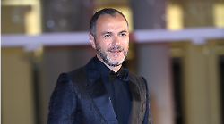 Nunzio Gallo, chi &egrave; il cantante napoletano padre dell'attore Massimiliano Gallo che torna stasera in tv con Vincenzo Malinconico, avvocato d&rsquo;insuccesso