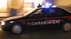 Dramma familiare: ventenne crea caos nei locali poi aggredisce i genitori e i carabinieri: arrestato