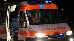 Muore investito da un'auto: stava portando a spasso il cane