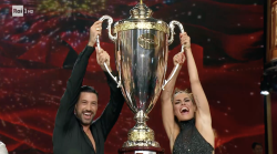 Bianca Guaccero: "Prima volta nella vita che vinco qualcosa: bellissimo. Ecco perché amo Giovanni Pernice"