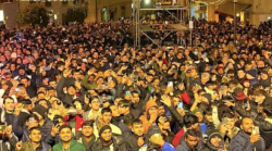 Countdown per il 2025 in piazza Sant'Agostino: ci siamo. Cin cin rock e molto altro in un evento popolare