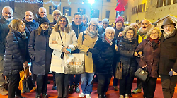 Sansepolcro, 43 anni dopo il diploma cena di classe della 5 C dell'ex ragioneria. Ci sono anche due professori