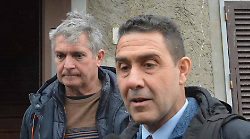 Arezzo, il generale Vannacci ha incontrato l'uomo che sparò e uccise il vicino che con una ruspa stava demolendo la sua casa. "La difesa è sempre legittima, porto la mia solidarietà"