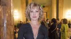 Nancy Brilli, chi &egrave; l'attrice ospite a La volta buona: dall'inizio della carriera grazie a un'amica agli amori e la malattia