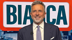 Zona Bianca stasera in tv domenica 19 gennaio su Rete 4: dal caso dei sacerdoti valdostani al bilancio del nuovo codice della strada