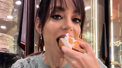 Debora Massari a Masterchef nella temuta sfida di pasticceria, chi &egrave; la figlia di Iginio: "pu&ograve; essere un limite portare questo cognome"