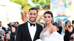 Pierpaolo Petrelli ospite in tv da Caterina Balivo a La Volta Buona su Rai 1, martedì 28 gennaio: l'attore e Giulia Salemi sono diventati genitori