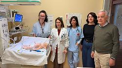 Arezzo, neonato curato all'ospedale San Donato: la famiglia per ringraziare dona un nuovo strumento. La dottoressa Letizia Magi: "Bellissimo gesto"