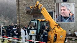 Arezzo, seconda fiaccolata a sostegno di Sandro Mugnai. Uccise Gezim Dodoli che con la ruspa gli stava distruggendo casa. Fu omicidio o legittima difesa?