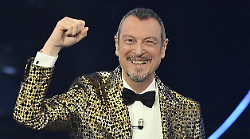 Amadeus, ospite a C'è posta per Te sabato 8 febbraio,  racconta il suo segreto per il Festival di Sanremo. Boom di commenti: "Sei stato perfetto"
