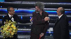 Standing ovation per Simone Cristicchi al Festival di Sanremo 2025, martedì 11 febbraio su Rai 1