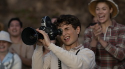 The Fabelmans, Steven Spielberg e il suo viaggio intimo tra cinema e famiglia. Il film su Rai 1, stasera mercoledì 5 marzo
