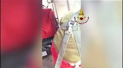 Arezzo, Drago in azione, la missione perfetta dei vigili del fuoco a Badia Tedalda. Il video