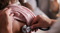 La pediatra Laura Fedeli va in pensione. Ecco i medici che la sostituiranno. Come prenotare una visita