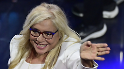 Domenica In, gli ospiti di Mara Venier e le anticipazioni. Le confessioni di Gigi D'Alessio e Patty Pravo