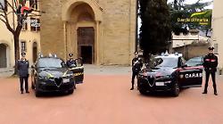 Arezzo, operazione Claning: 12 arresti per traffico di droga. Cocaina, hashish e marijuana per un milione di euro