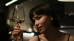 Petrolio: vino, liquori e alcol sotto accusa. Causano tumori e altre patologie. Giovani pronti a cambiare abitudini? Stasera su Rai 3