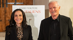 Santo Versace contento dell'acquisto da parte di Prada: "Finalmente l'azienda è tornata in Italia"