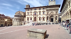 Arezzo, la Colonna infame sarà sostituita: una copia in Piazza Grande