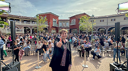 Folla per Benedetta Rossi, nel villaggio della moda un impasto di semplicità, ricordi, sapori. E svela il nuovo progetto