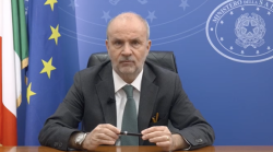 Arriva il ministro della salute Schillaci: "La sanità che vorremmo in Toscana"