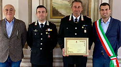 Carabinieri, in pensione il luogotenente Nardelli: 38 anni in prima linea nelle indagini. Congedo a Bibbiena, il saluto del sindaco