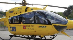 Ciclista di 71 anni cade e resta ferito: portato in elicottero a Careggi