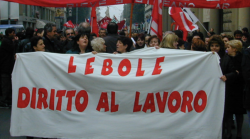 Lebole, il marchio cucito nella storia di Arezzo: dal boom alla chiusura le tappe raccontate dal Corriere