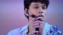 Nicolò Filippucci al Quasar Village, il cantante che ha partecipato ad Amici farà il firmacopie: come e quando