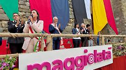 Maggiolata 2025 da record a Lucignano. Oltre 7mila spettatori alla prima sfilata