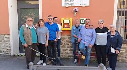 Arezzo, il circolo di Staggiano mette a disposizione del paese il defibrillatore e festeggia con una cena
