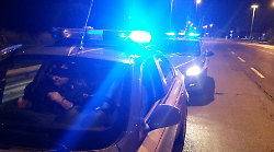 Ha staccato la lingua alla compagna incinta con un morso: trentenne arrestato