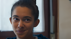 Yara Gambirasio, chi è Chiara Bono: la giovane promessa del cinema che ha interpretato la ragazza uccisa. "Ho lavorato per far trasparire la sua vitalità"