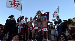 Anghiari vince il Palio della Vittoria. Luca Capacci riporta in casa il trofeo dopo dieci anni